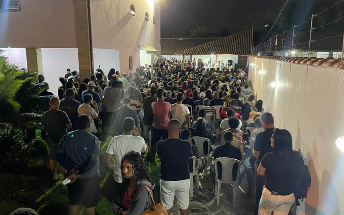 Fotos mostraram encontro na casa de Jerominho lotado