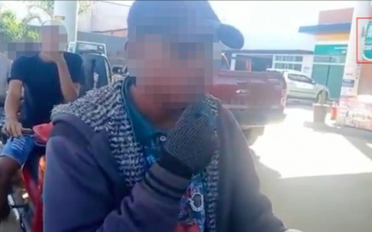 Detalhe do v&iacute;deo em que aparece a marca do posto   - Reprodu&ccedil;&atilde;o