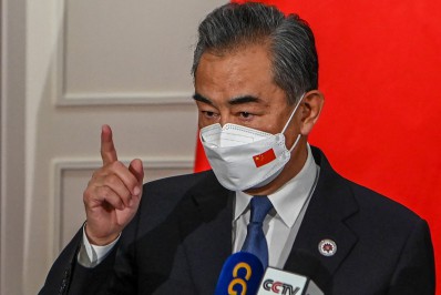 China encerra cooperação com EUA em diversos campos