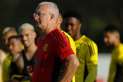 Flamengo não tem pressa para definir renovação de contrato de Dorival Júnior