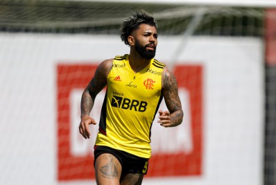 Com Gabigol e Arrascaeta, Flamengo divulga relacionados para enfrentar o Athletico-PR