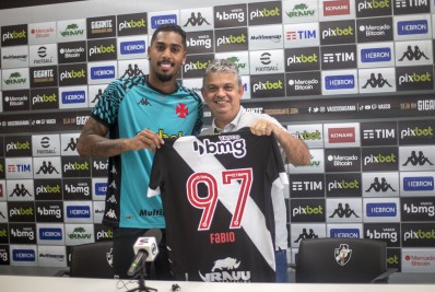Fábio Gomes cita ídolo do Vasco como inspiração em número escolhido: 'Fazia muitos gols'