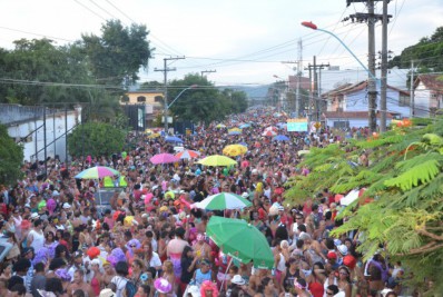 Itaipuaçu Folia recebe bateria da Gaviões e diversos shows