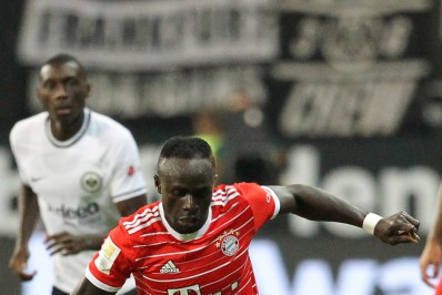 Bayern de Munique estreia com goleada de 6 a 1 no Campeonato Alemão