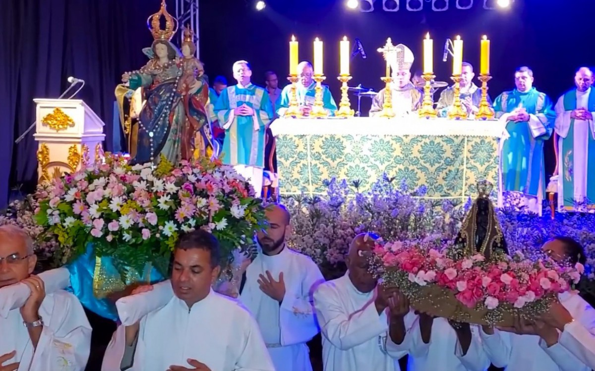O Festival de Inverno de Guapimirim teve shows e eventos gospel, sendo um deles uma missa realizada por dom Greg&oacute;rio Paix&atilde;o, no domingo passado (31/7)