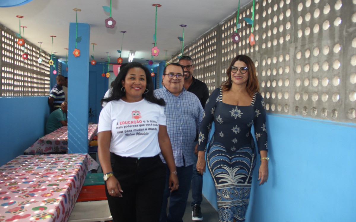 Alcaldía de Duque de Caxias entrega escuelas renovadas