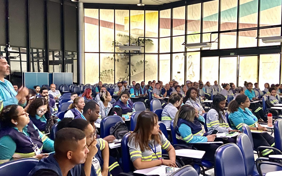 O time que atua em Nil&oacute;polis inicia na pr&oacute;xima semana, o acompanhamento dos im&oacute;veis que contam com a disponibilidade da rede p&uacute;blica de &aacute;gua