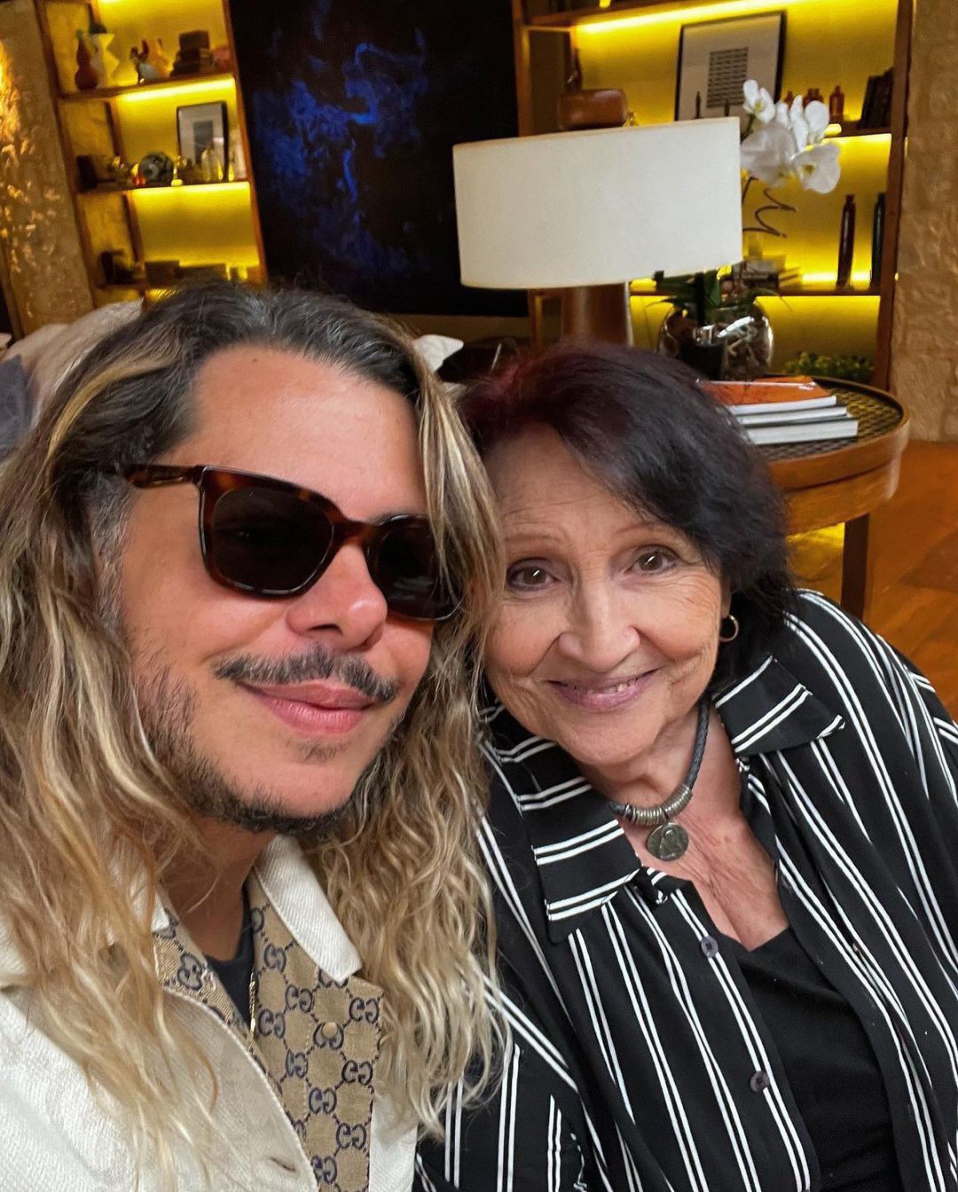 Marcus Majella e dona Déa Lucia no aniversário de Romeu e Gael, filhos de Paulo Gustavo - Reprodução/Instagram