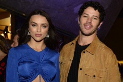 Rafa Kalimann e José Loreto confirmam namoro em evento: 'Estamos juntos'