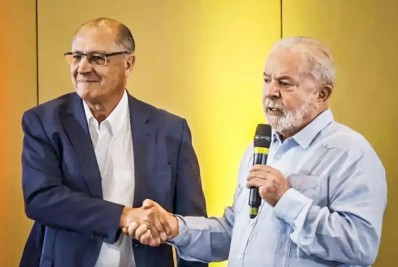 Chapa Lula-Alckmin registra candidatura 