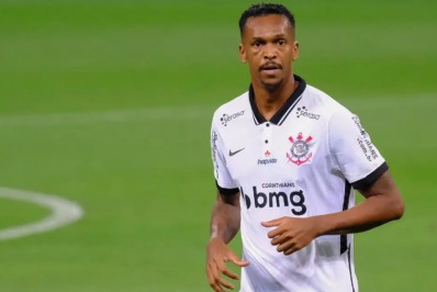 Ex-Corinthians desiste de processar apresentadora que o comparou a ladrão