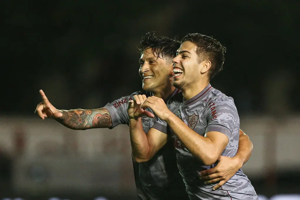 Volante do Fluminense, Nonato exalta qualidades de Germán Cano: 'Artilheiro nato'