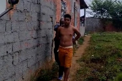 Homem é preso pelo estupro de três adolescentes