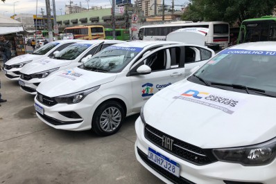Prefeitura de Duque de Caxias entrega carros novos ao Conselho Tutelar