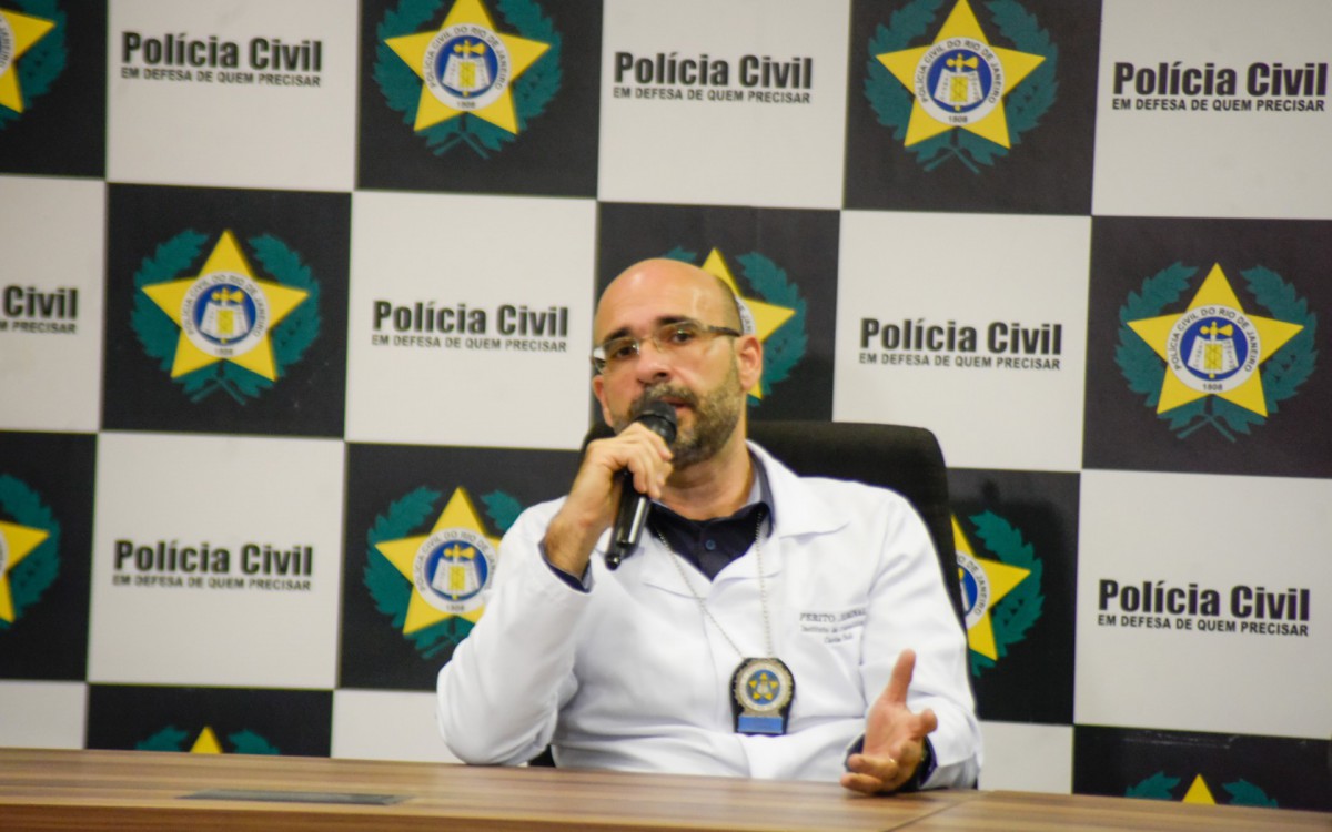 Coletiva sobre a Opera&ccedil;&atilde;o Sol Poente, que aconteceu na manh&atilde; desta quarta-feita (10), na Cidade da Pol&iacute;cia (CIDPOL), no bairro do Jacarezinho, Zona Norte do Rio de Janeiro. 