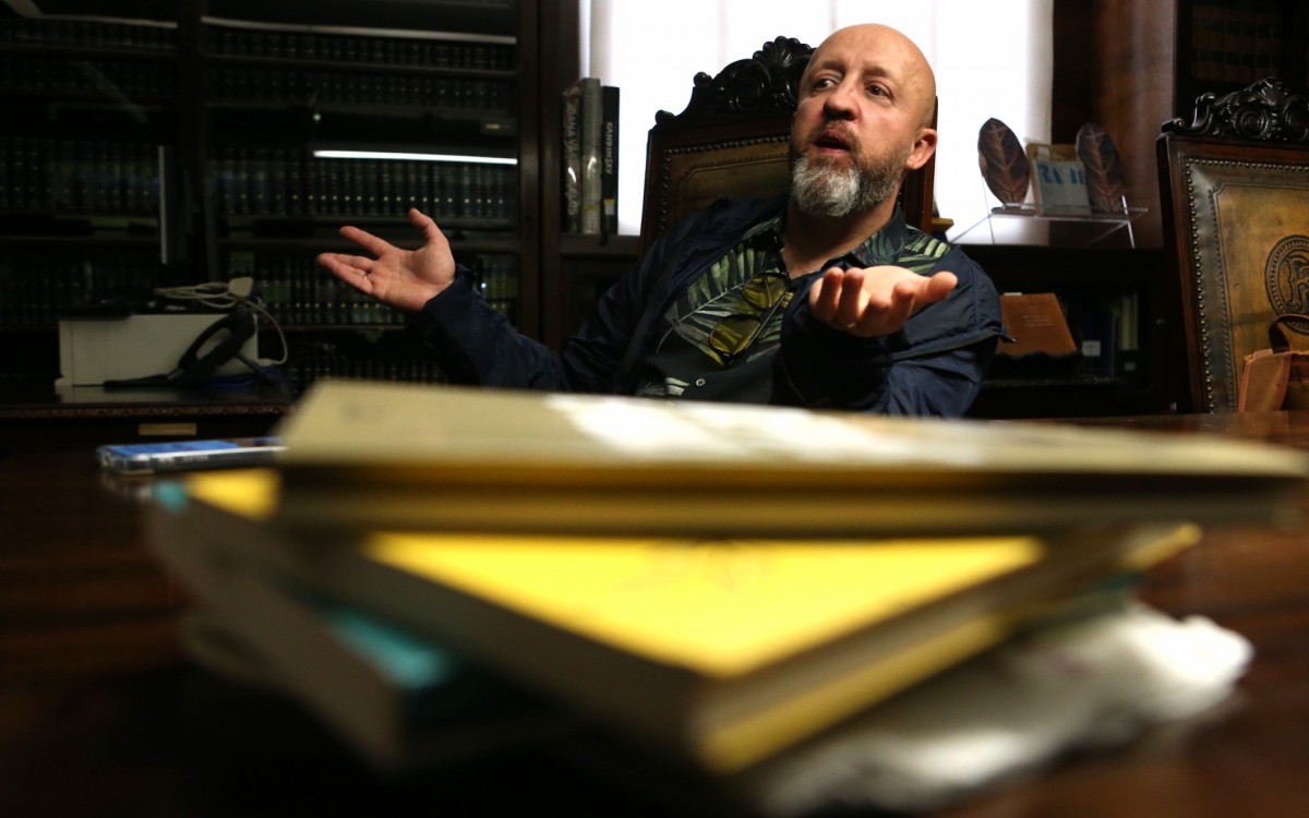 Rio,10/08/2022- CENTRO, Centro Cultural Banco do Brasil, Materia Especial, Fabricio Carpinejar escritor e poeta .Foto: Cleber Mendes/Ag&ecirc;ncia O Dia      