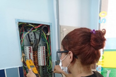 Profissionais do ‘Mulheres Mãos à Obra’ atuam na prefeitura