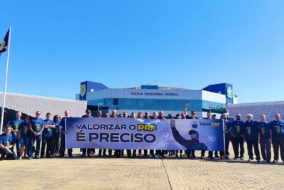 Policiais rodoviários afirmam que foram desrespeitados por Bolsonaro após veto de reajuste