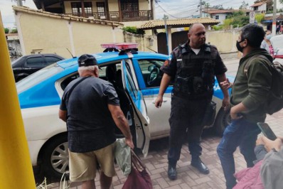 Homem é levado para delegacia por assediar uma menor de idade em Ponta Negra