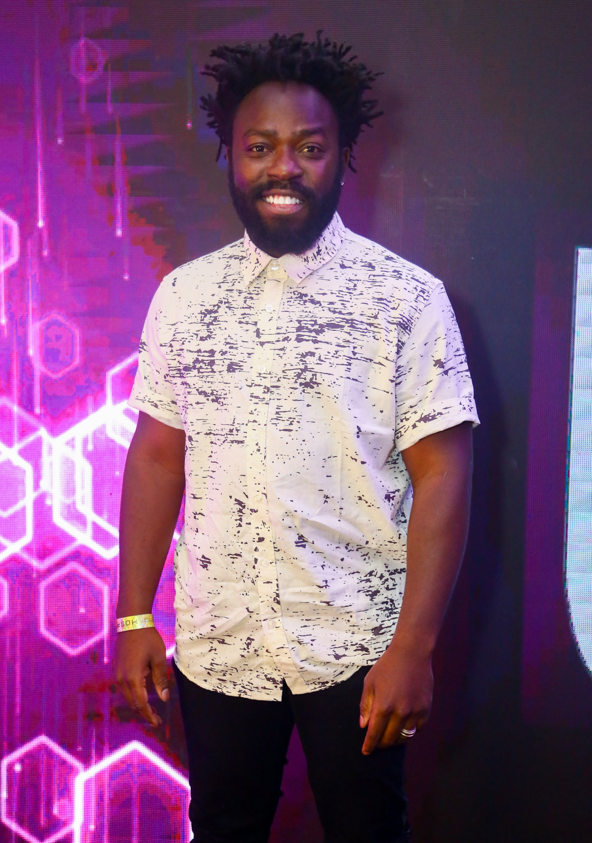 Douglas Silva tranquiliza os f&atilde;s ap&oacute;s inc&ecirc;ndio nos est&uacute;dios Globo - Victor Chapetta / Ag. News