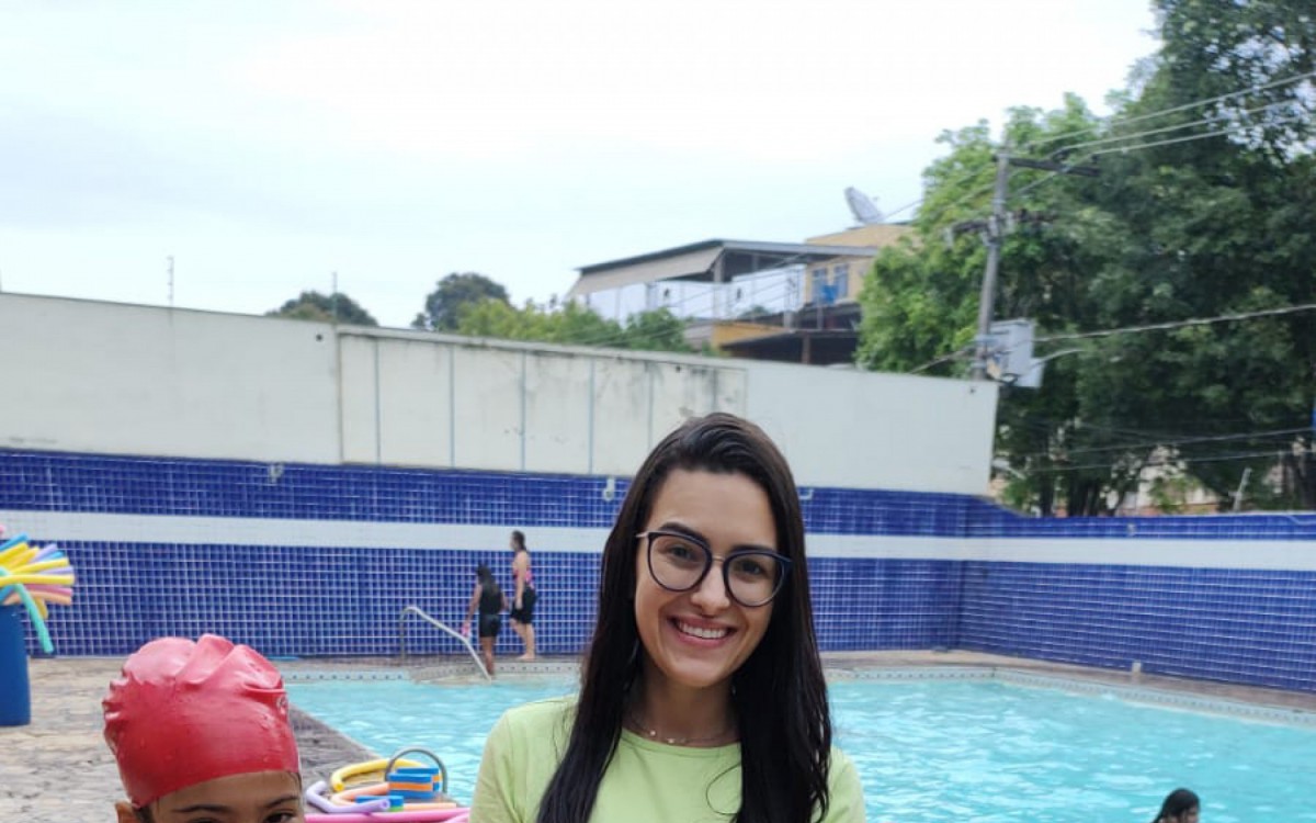 Cristiane Felix e as filhas