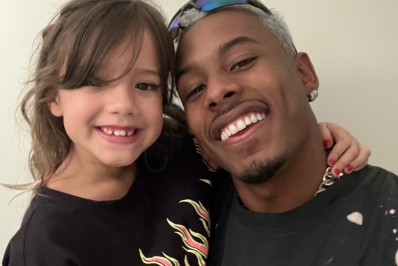 Paulo André posta foto com Liz, filha de Pedro Scooby e Piovani