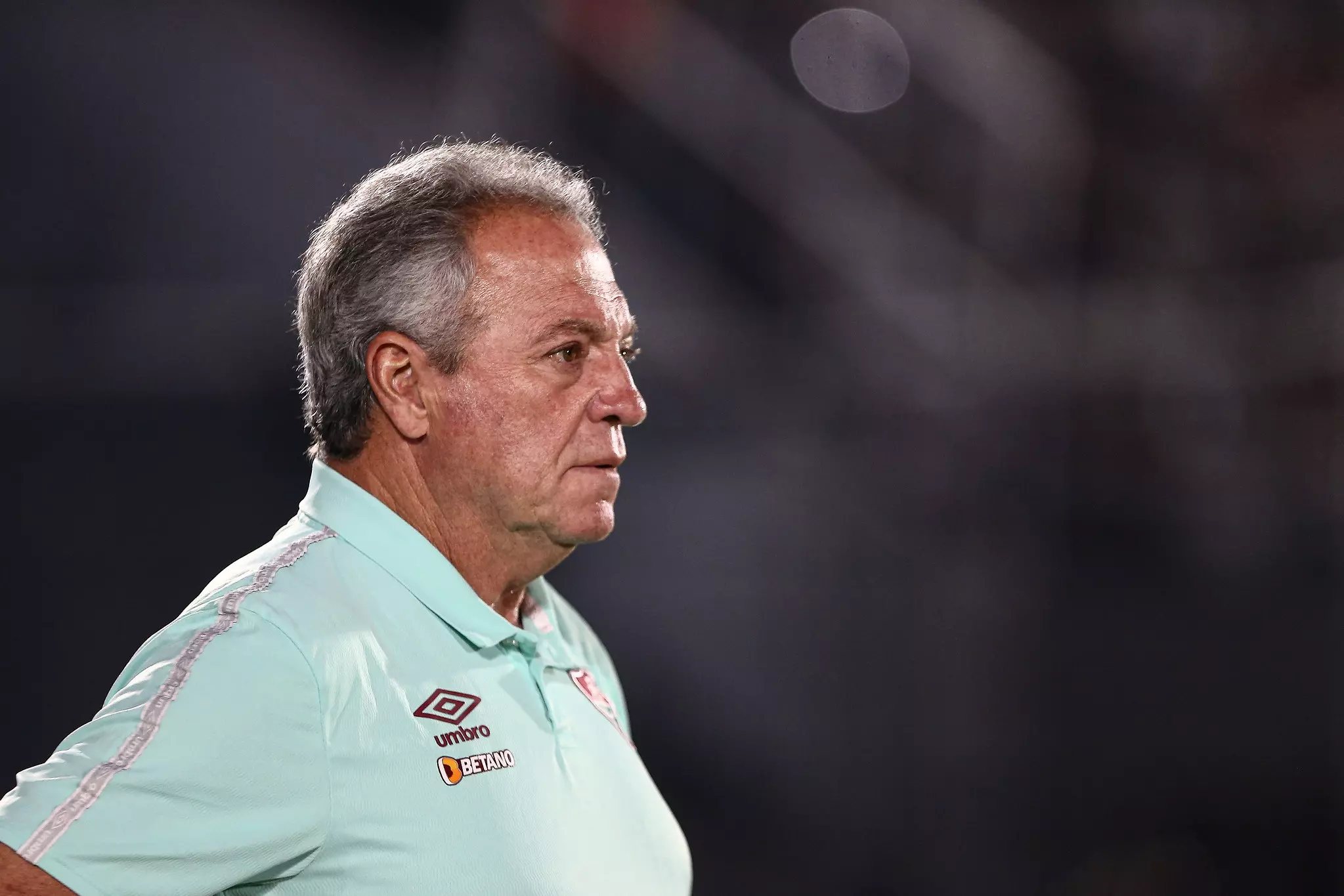 Abel Braga rasga elogios ao Fluminense: 'A equipe que mais me dá prazer de ver jogar'