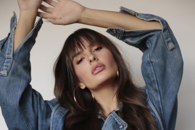 Após desfilar na SPFW, ex-BBB Thaís Braz comenta interesse em moda: 'Vai além de estar bem-vestida'