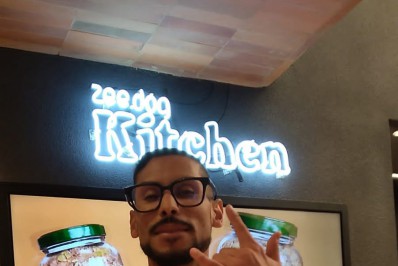 Mãe de turista americano não acreditou que filho foi baleado: 'Pensou que fosse um golpe'