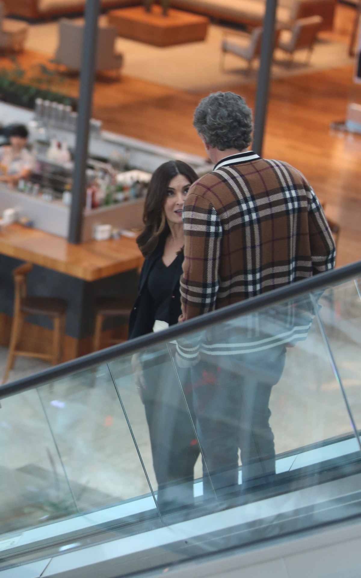 Boninho e F&aacute;tima Bernardes se re&uacute;nem em restaurante da Barra da Tijuca, na Zona Oeste do Rio, para conversar sobre o 'The Voice Brasil'