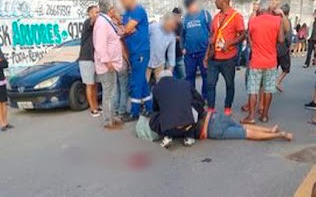 O homem ferido, que ainda n&atilde;o teve a identidade revelada, foi socorrido no Hospital Municipal