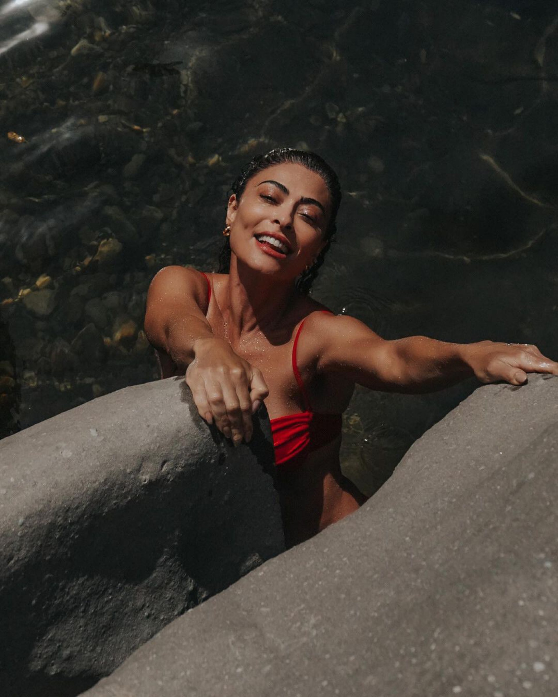 Juliana Paes posa deslumbrante na Chapada dos Veadeiros, em Goiás - Reprodução Internet / @lealfortes
