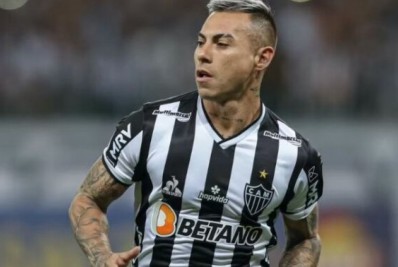 Após expulsão polêmica, jogador do Atlético-MG estaria sendo investigado por suspeita de manipulação, afirma jornal chileno