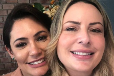 Bolsonaro defende 'leis duras' após foto de Michelle com mulher de Pádua