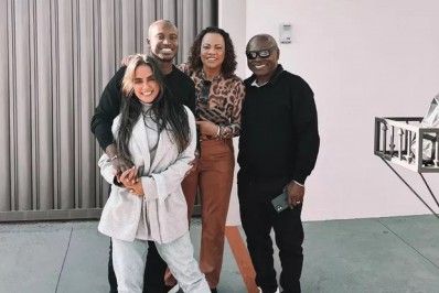 Carol Peixinho posa com os pais de Thiaguinho: 'Incrível'