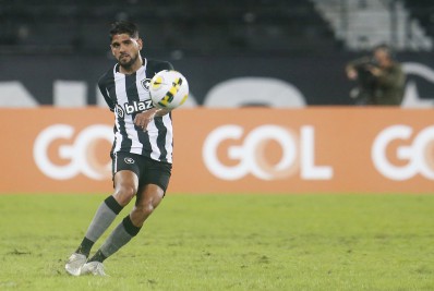 Lesionado há mais de um mês, Daniel Borges fará exames para avaliar volta aos gramados