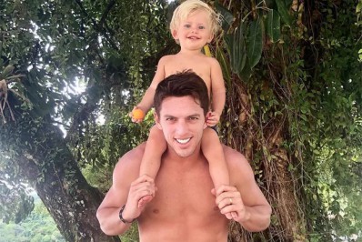 Amaury Nunes alfineta Karina Bacchi nas redes sociais: 'Que pai nunca seja definido por alguém'