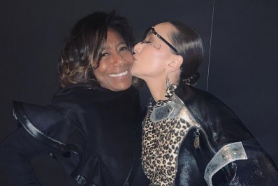 Sabrina Sato celebra aniversário de Gloria Maria com homenagem: 'Amiga tão amada'