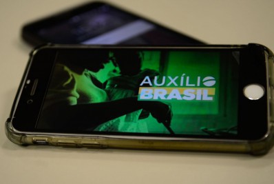 Caixa paga Auxílio Brasil e Vale-Gás para beneficiários com NIS final 5