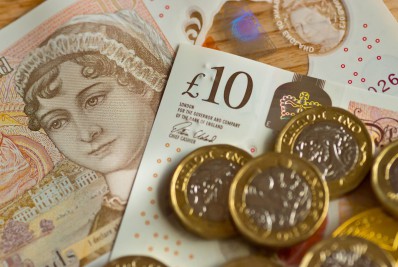 Britânicos fazem campanha por inadimplência diante da alta no preço da energia