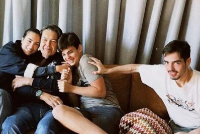 Faustão surge em clique raro com os filhos: 'Essa fera!'