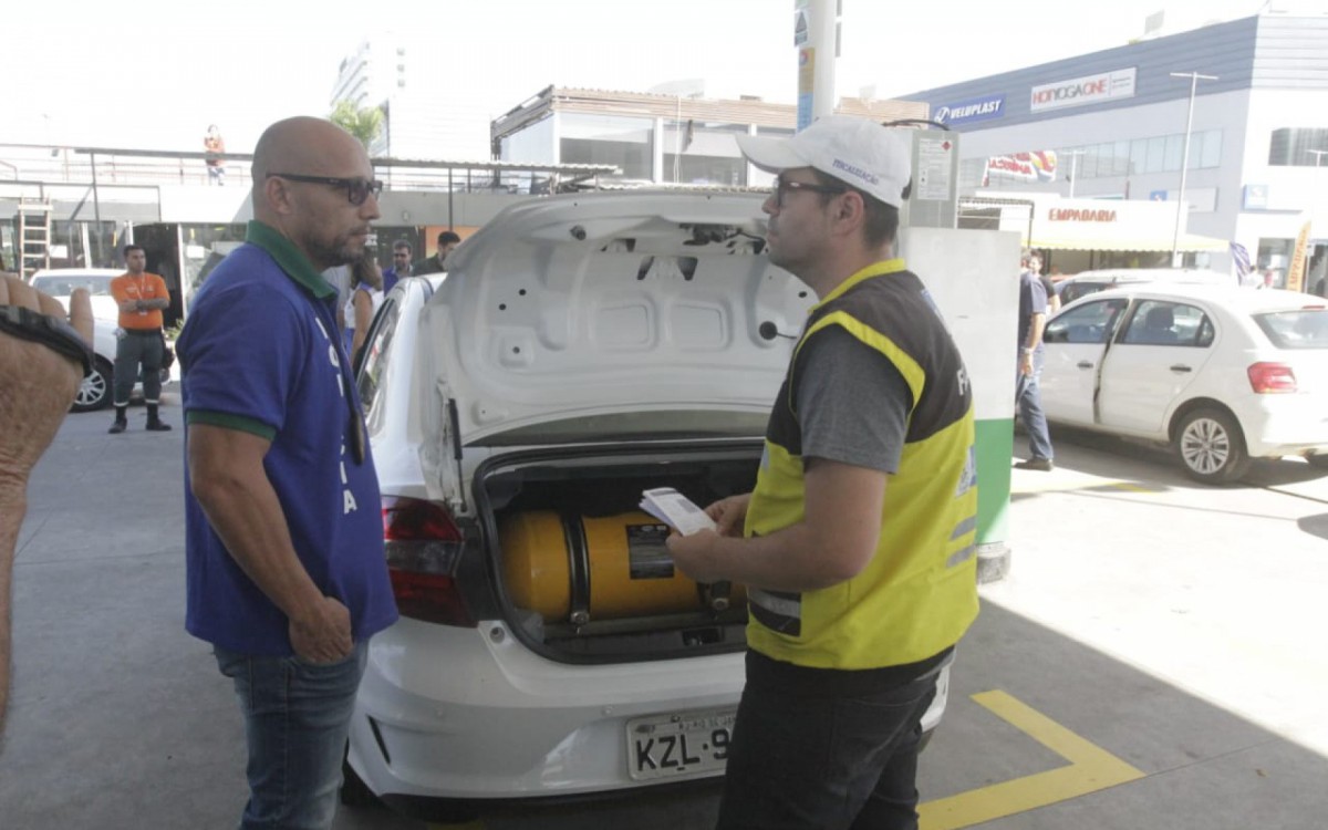 A ANP realiza uma for&ccedil;a-tarefa no Rio de Janeiro, a partir desta ter&ccedil;a (16), para fiscalizar postos de combust&iacute;veis, com foco no abastecimento com GNV - Marcos Porto/Ag&ecirc;ncia O DIA