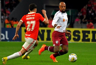 Felipe Melo rasga elogios ao Flamengo: 'O melhor elenco da América do Sul'