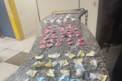 Homem é preso com cocaína, maconha e crack em São Pedro da Aldeia