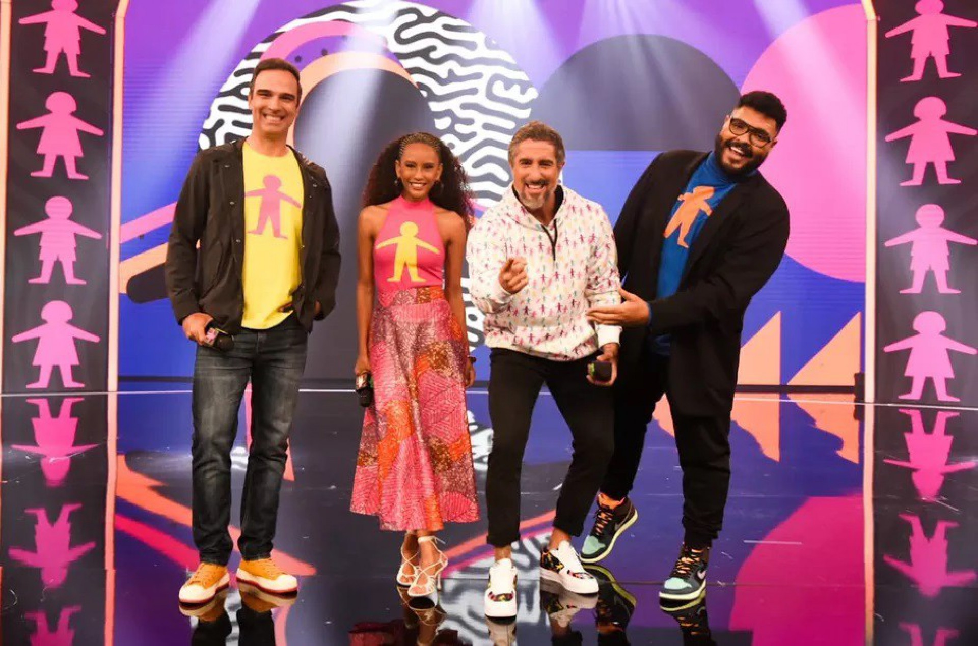 Tadeu Schmidt, Taís Araújo, Marcos Mion e Paulo Vieira foram os apresentadores do 'Criança Esperança' - Divulgação