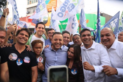 Em Madureira, Rodrigo Neves faz 1ª caminhada da campanha eleitoral