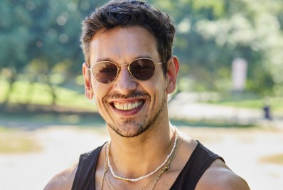 João Vicente de Castro diz sofrer com fama de 'bad boy solteiro': 'Querem me colocar em caixas'