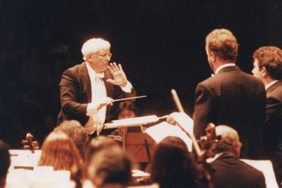 Morre o maestro Diogo Pacheco, aos 96 anos, em São Paulo