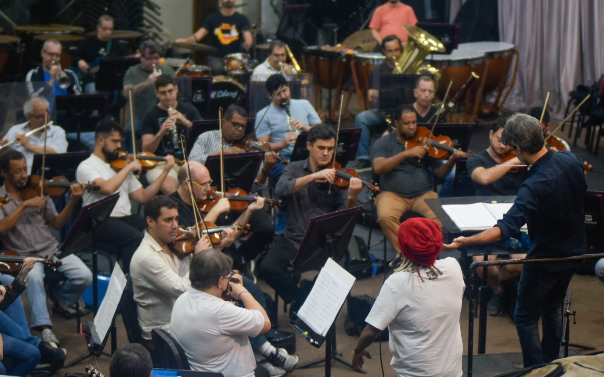 PAUTA ESPECIAL: Maestro Felipe Prazeres na Funda&ccedil;&atilde;o Progresso e ensaio com a cantora Mart'n&aacute;lia