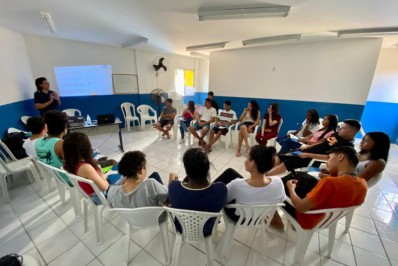 Busca pelo primeiro emprego no município é incentivada por meio do programa Jovem Alerta